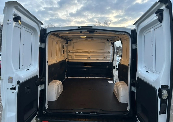 Renault Trafic cena 51900 przebieg: 177616, rok produkcji 2017 z Wołomin małe 67